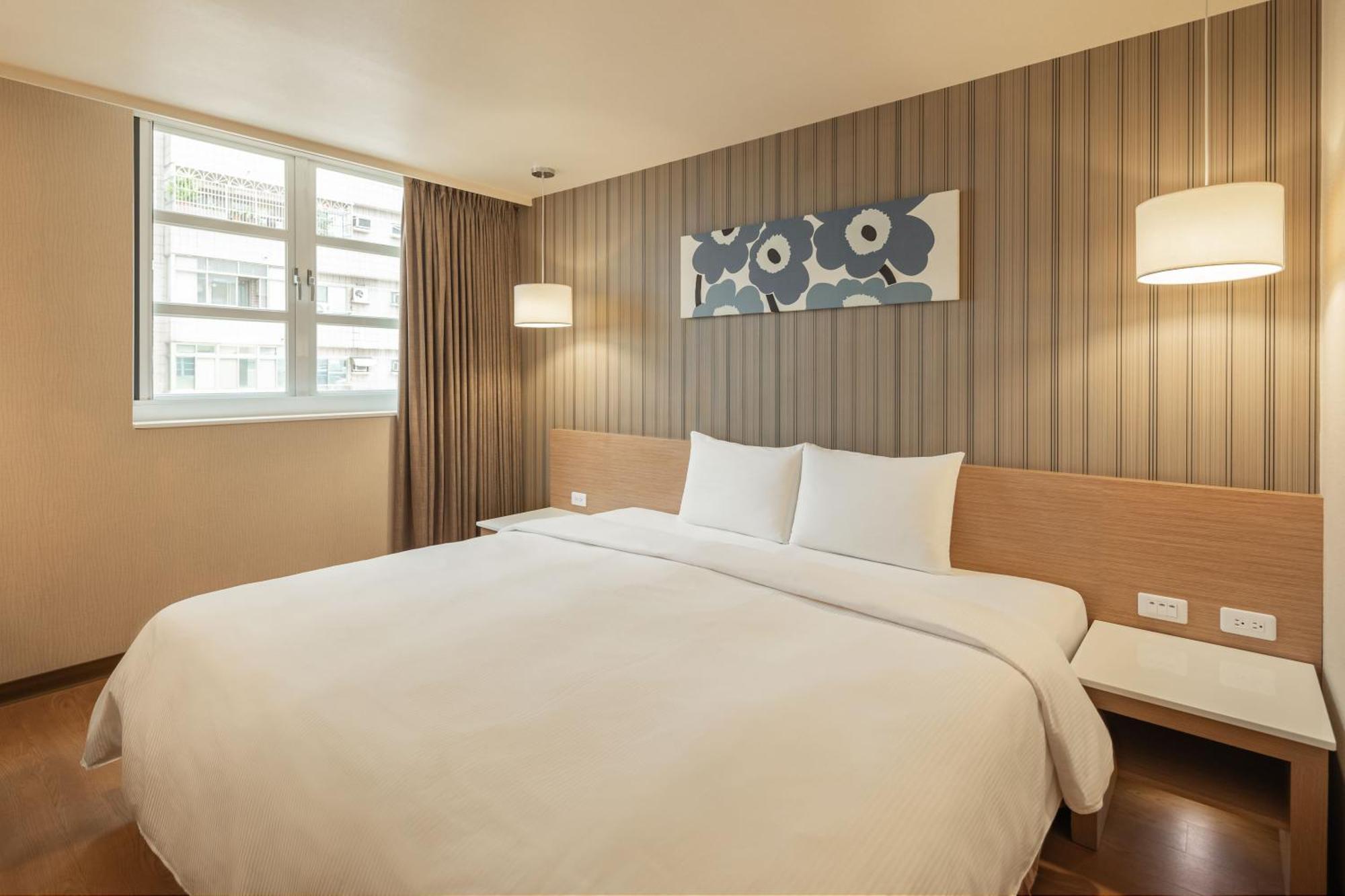 Kindness Hotel-Jue Ming Kaohsiung Zimmer foto